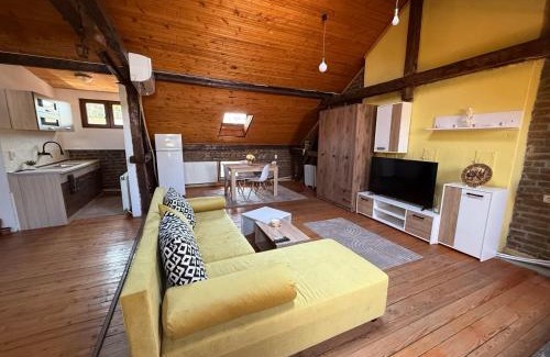 Ruse Center Apartment | Albert Guest House