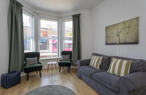Belfast Apartment | ALBERT LODGE- One Bedroom Apartment
