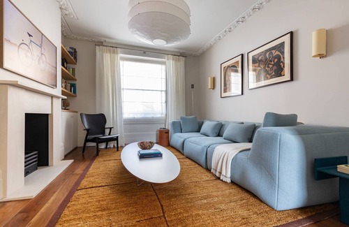 Camden Town with Primrose Hill Apartment | Albert Street V by onefinestay