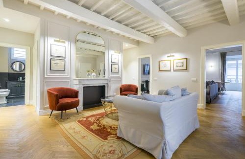 Duomo Apartment | Albizi Penthouse Luxury Apartment In Florence By Palazzo Pazzi Vitali