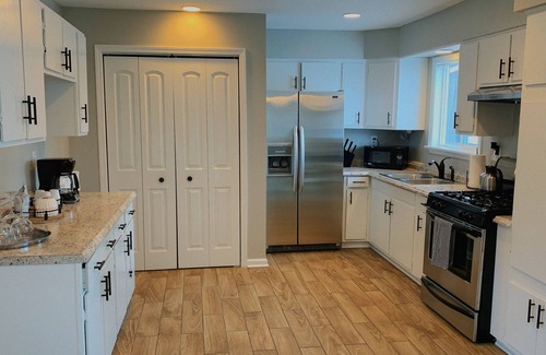 Aurora House | Albor Homes #1, Recently-Renovated!