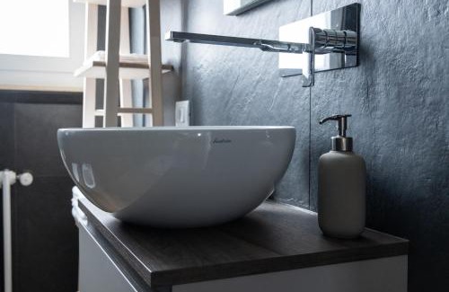 Novara Apartment | Alcarotti 6