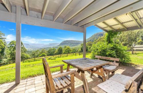 Kangaroo Valley House | Alcheringa Cottage Amazing Location with views