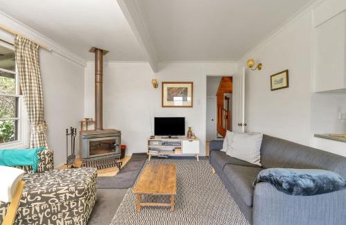 Kangaroo Valley House | Alcheringa Cottage Amazing Location with views