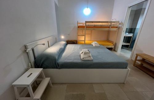 Giovinazzo Apartment | AlCinque-Guest House