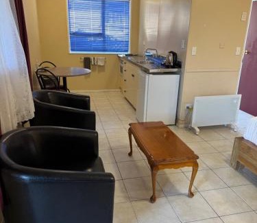 Picton Hotel | Aldan Lodge
