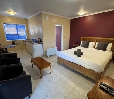 Picton Hotel | Aldan Lodge