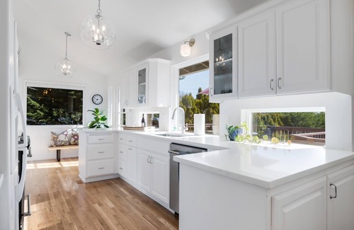 Dundee House | Alder House: Single Level Home in the Dundee Hills