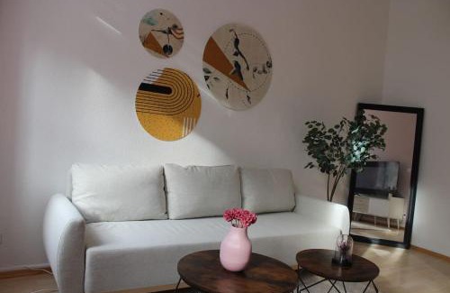 Mitte Apartment | Aldstadt 2,5 Room Modern Elite Location Balcony