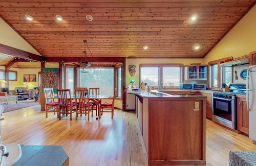 Westhaven-Moonstone House | Alegria Del Mar - Custom Ocean View Home
