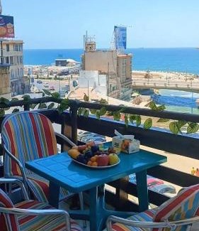 Ar-Raml 1 Apartment | ALEX BEACH - Apartment with direct sea view Stanley Bridge