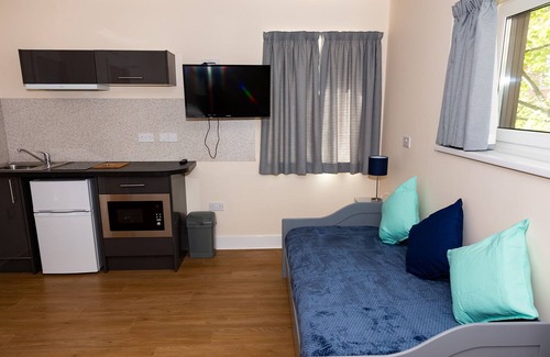 Gosforth Apartment | Alexander Apartments Studios
