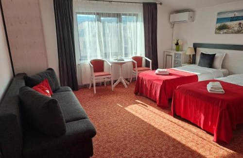 Deva House | Alexander House