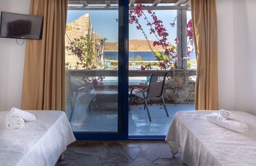 Livadi House | Alexandros by the Beach - Serifos