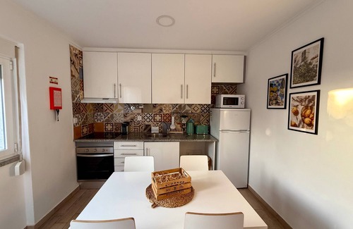 Alfarim Villa | Alfarim Garden Retreat - near Meco Beach