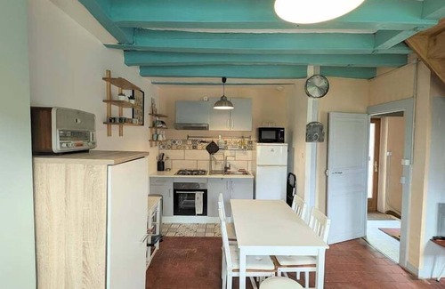 Chedigny House | Alfred's rose