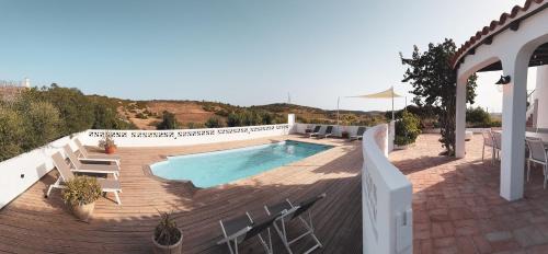 Figueira House | Algarve Windmill, Villa and Pool 2000m to the Beach