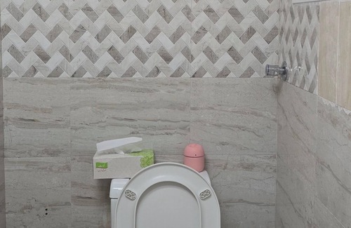 Al Muraqqabat Bed & Breakfast | Alharaki Capsule
