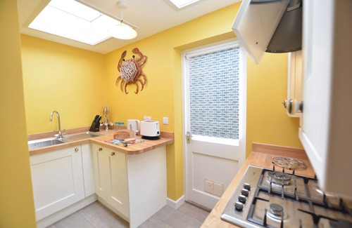Aldeburgh Cottage | ALINKA, ALDEBURGH, pet friendly in Aldeburgh