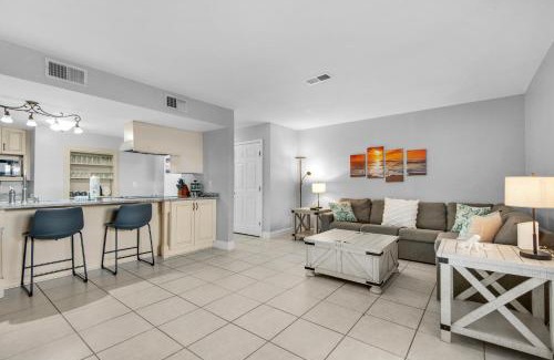 Fort Walton Beach House | All Decked Out