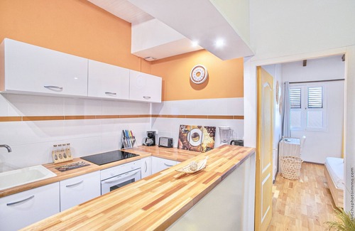 Fort-de-France Apartment | ALL-EQUIPPED, AIR-CONDITIONED AND SOUNDPROOF APARTMENT