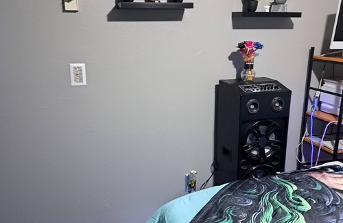 Yakima Apartment | ALL INCLUSIVE, beautiful private room in Yakima, WA.