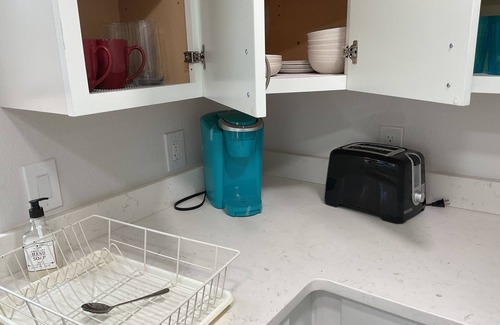 Clearwater Beach Hotel | ALL NEW Cozy Romantic getaway at the Pelican studio!