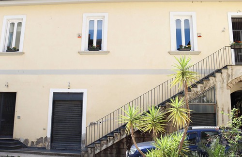 Centro Storico Apartment | All'Ombra Della Reggia