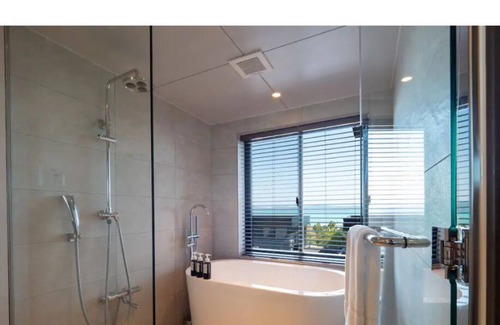 Nakijin House | All rooms have ocean views, all 9 villa type hotels