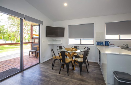 Mildura Cabin | All Seasons Holiday Park