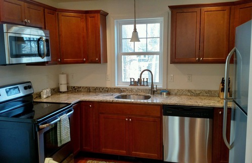 Ogunquit - Wells Condo | All the comforts of home; Centrally located resort condo in Wells/Ogunquit ME