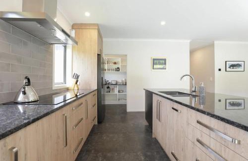 Springfield House | All Together Two Houses with Spa Pool