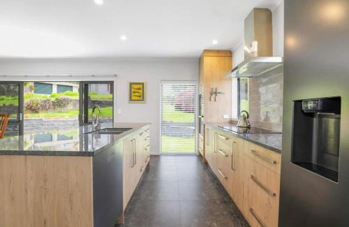Springfield House | All Together Two Houses with Spa Pool
