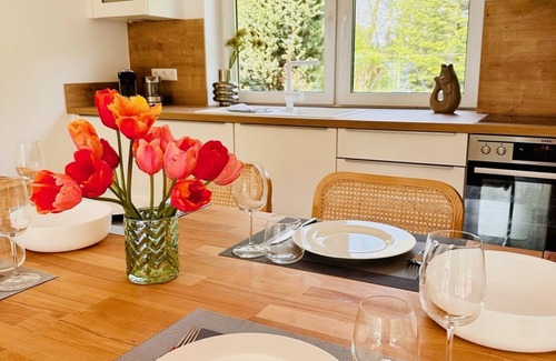 Tating Apartment | "Alle zusammen" - Modern and bright vacation apartment with large garden