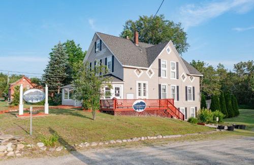 Twin Mountain Hotel | Allegory Inn