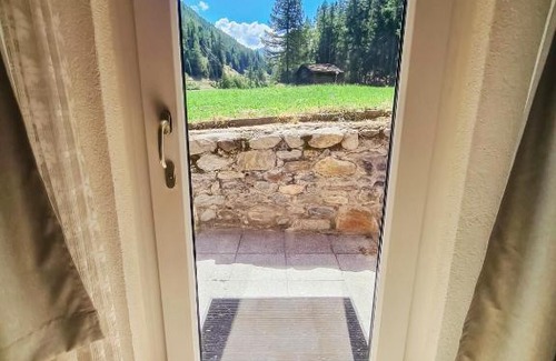 Saas-Balen Apartment | Alleinstehende, idyllische Wohnung an guter Lage!