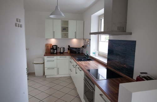 Strande House | Alleinstehendes Haus mit Garten und Terrasse in Strandnähe