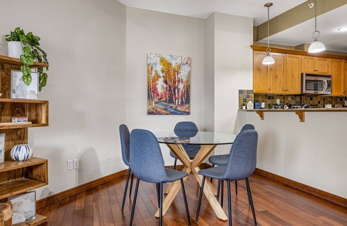 Town Centre Condo | Alluring Mountain View Condo - The Heart Of Downtown!