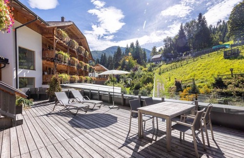 Haus House | "Alm-Suite" with bathtub, shower, WC (from 7 nights) - Nature and wellness hotel