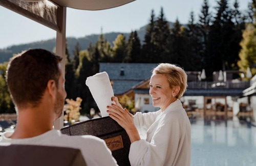 Haus House | "Alm-Suite" with bathtub, shower, WC (from 7 nights) - Nature and wellness hotel