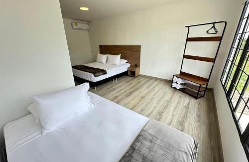 Armenia Apartment | Almendros 2 - Cómodo apartamento con aire acondicionado