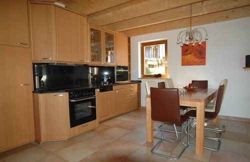 Hochkrimml Ski Chalet | Almhaus Louise - in the middle of the Zillertal Arena ski area - coziness & comfort