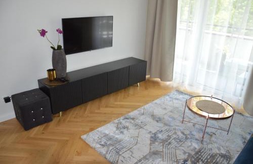 Torun Apartment | Almi Apartment, Villa Moderno z podziemnym parkingiem