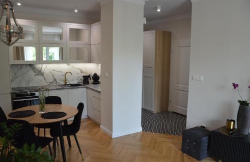 Torun Apartment | Almi Apartment, Villa Moderno z podziemnym parkingiem