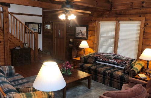 Drasco Ski Chalet | Almost Heaven a real "Honest Abe" Log Cabin in Tannenbaum Resort!