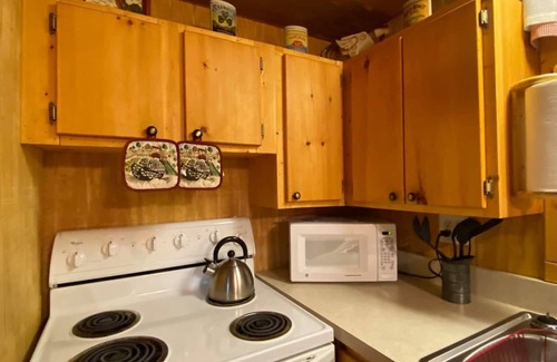 Kegley House | Almost Heaven Hideaway secluded 18+ acre creek, firepit, hiking, near ATV trails