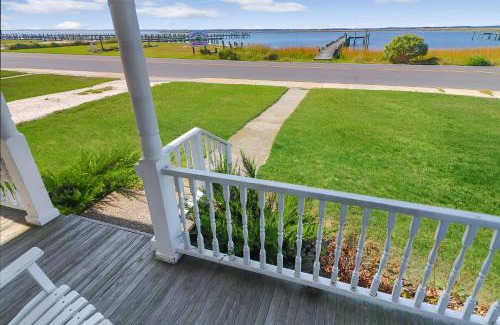 Chincoteague House | Almost Heaven - Pet friendly; Waterfront home!