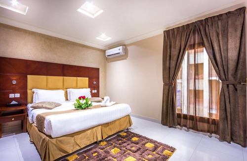 Palestine Street Hotel | AlMuhaidb Al Hamra