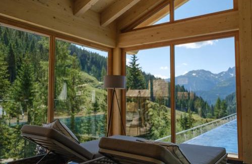 Tuffbad Ski Chalet | Almwellness-Resort Tuffbad