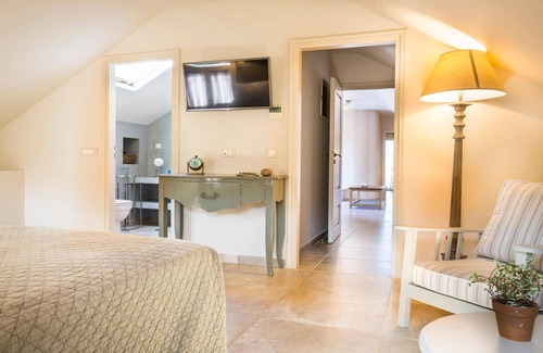 Fiskardo Hotel | Almyra Hotel